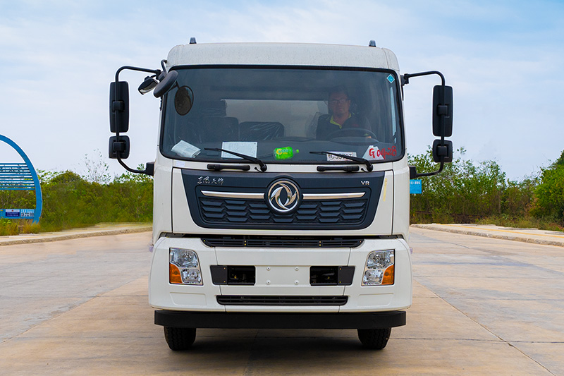 東風天錦 3950軸距 霧炮車(chē) 12.2方