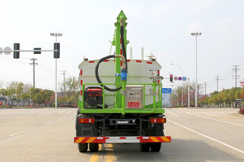 東風柳汽鐵路抑塵車(chē) 12.5方