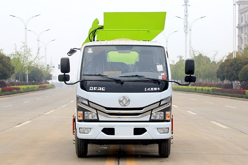 東風小(xiǎo)多利卡餐廚垃圾車(chē) 4.5方-圓罐