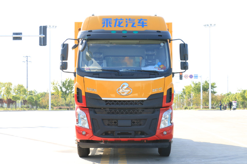 東風柳汽後雙橋清洗吸污車(chē)(一(yī)體(tǐ)罐) 21方